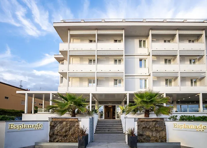 Marina di Pietrasanta Hotels mit Whirlpool