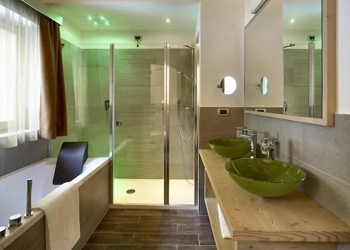 Predazzo Hotel con Jacuzzi