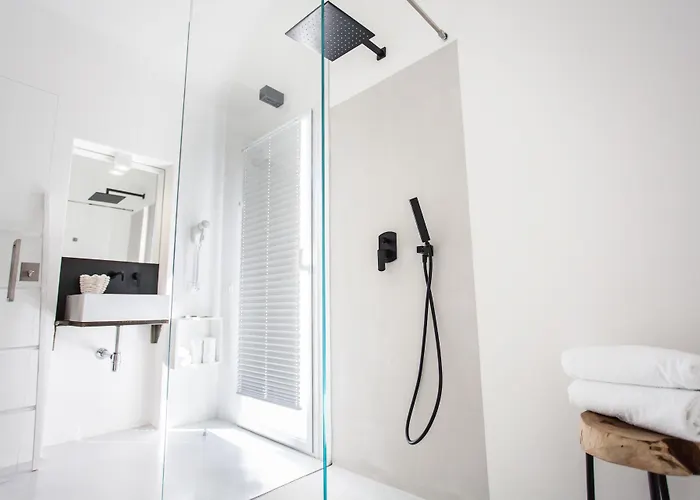 Cinisi Hotel con Jacuzzi