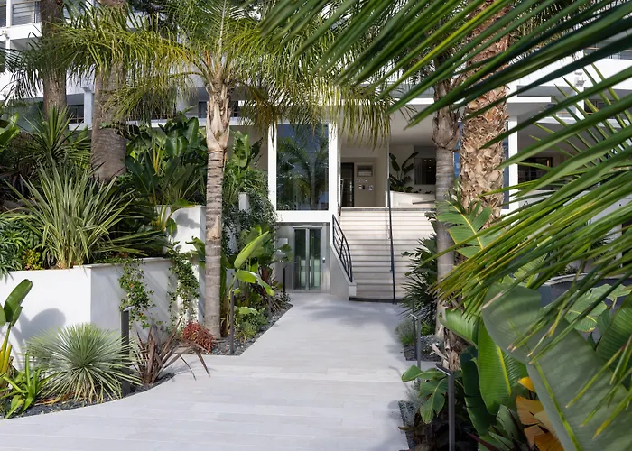 Cannes Hotels mit Whirlpool
