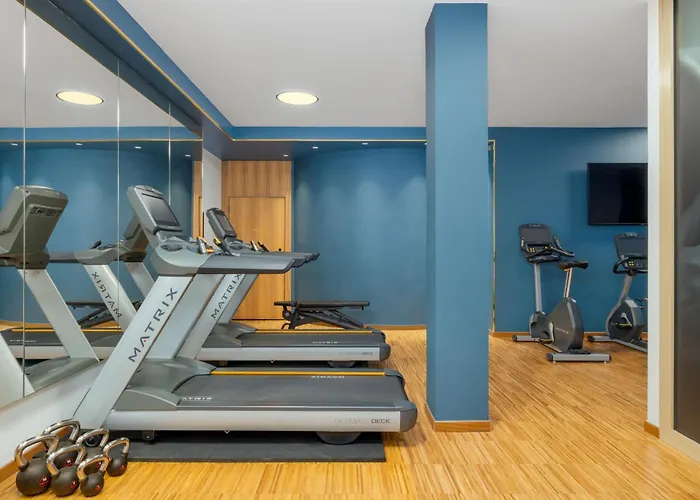 Reims Hotels mit Whirlpool