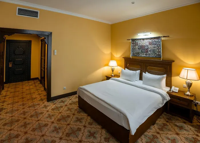 Almaty Hotels mit Whirlpool