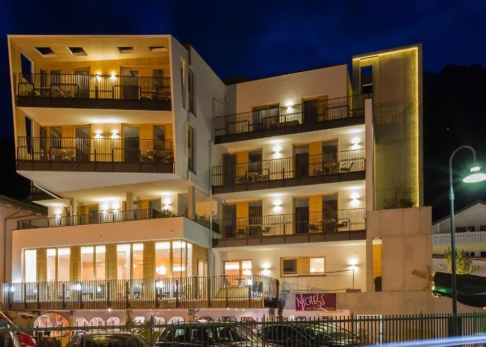 Naturns Hotel con Jacuzzi