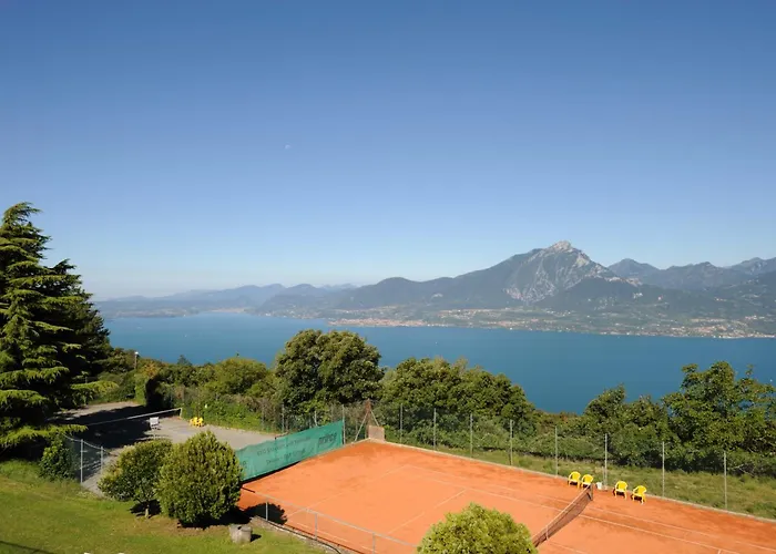 San Zeno di Montagna Hotel con Jacuzzi