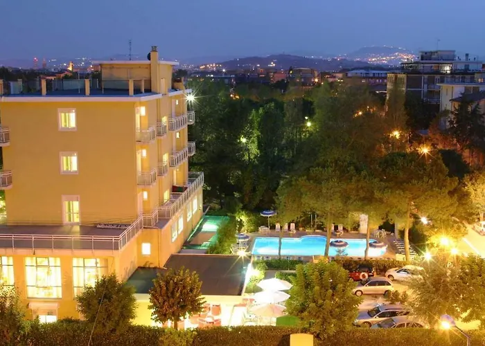 Rimini Hotell med Jacuzzi